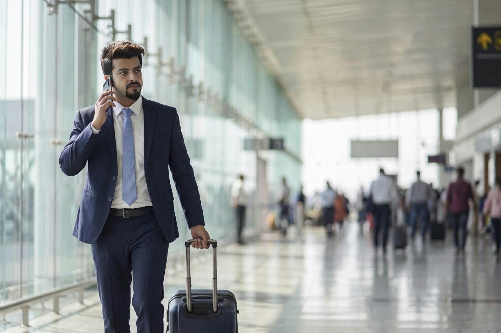 Airport taxi service for Delhi and Noida airports